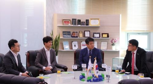 4월 20일 경북대학교 임재현 교수, 대웅펫 문재웅 대표, 라트바이오 장구 대표 방문 이미지 -2